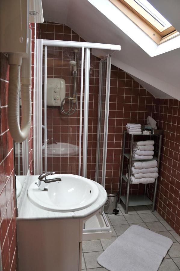 Cloneen House Bed & Breakfast Трамор Стая снимка